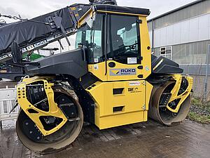 Bomag Rouleaux tandem BW 174 APO-4v