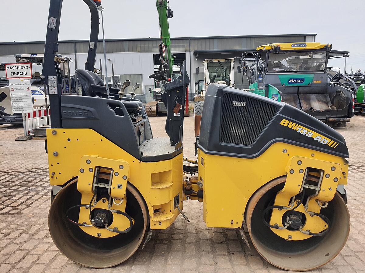 Tandemwalze Bomag BW 138 AD-5