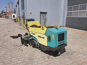 Ammann Pavimentadora de asfalto pequeño AFW 150-2