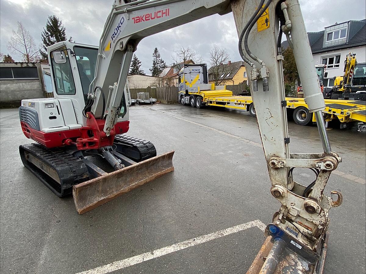 Minibagger Takeuchi TB 250