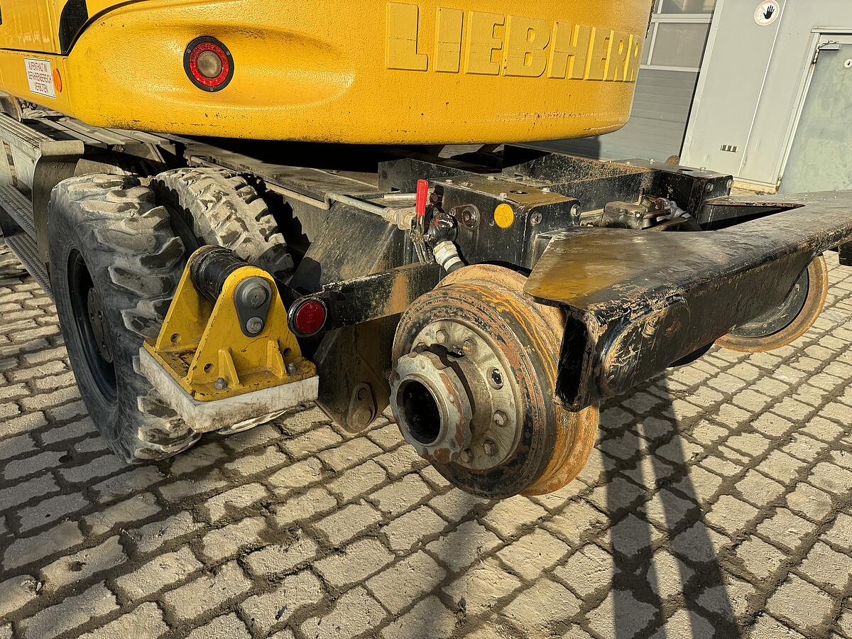 Zweiwegebagger Liebherr A 922 Rail Litronic