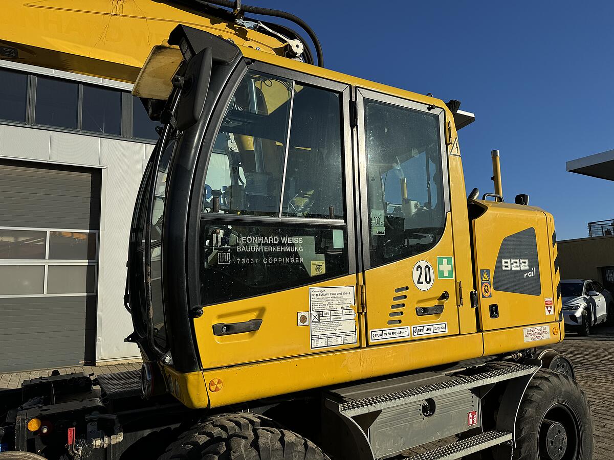 Zweiwegebagger Liebherr A 922 Rail Litronic