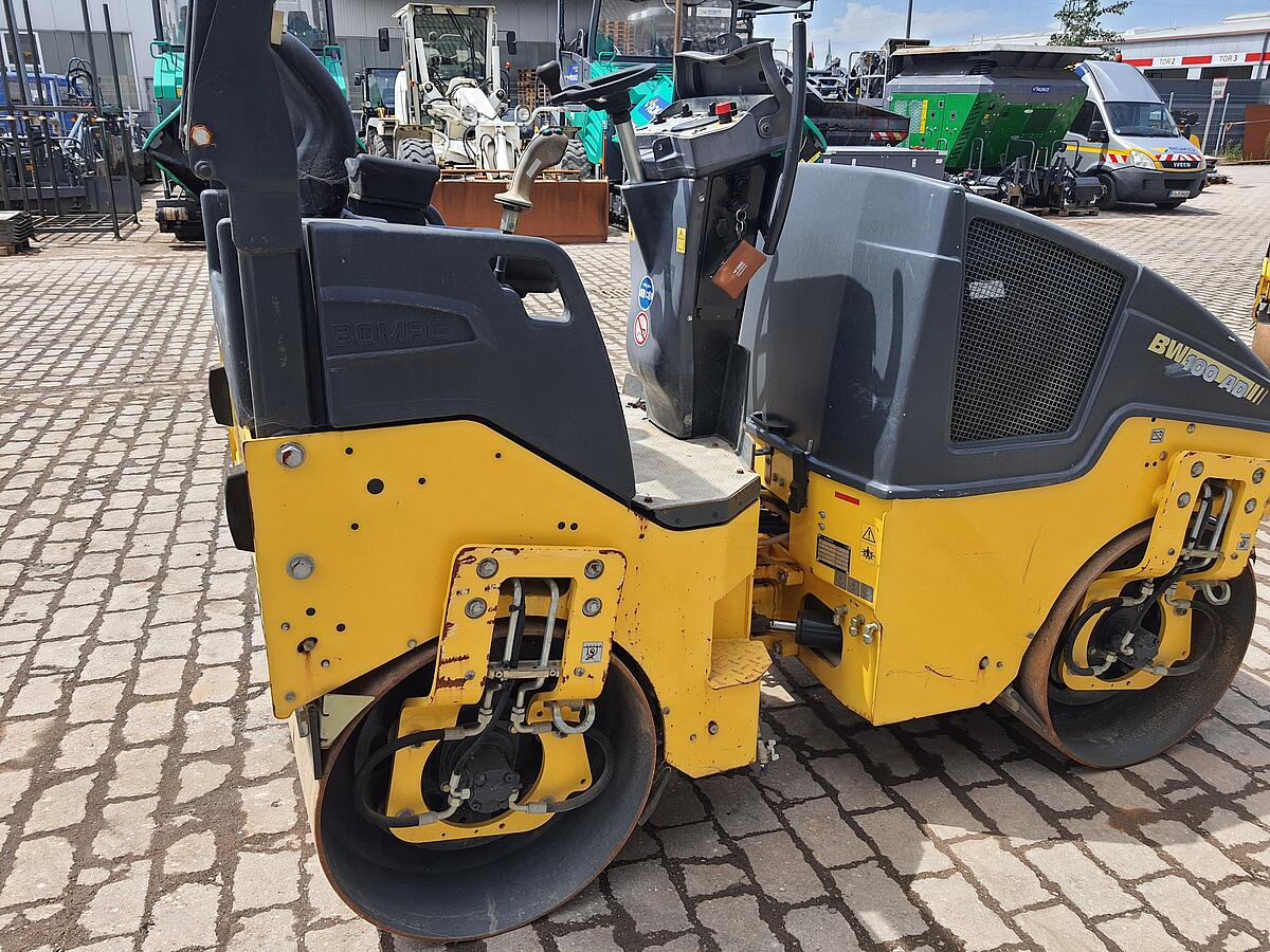 Tandemwalze Bomag BW 100 AD-5