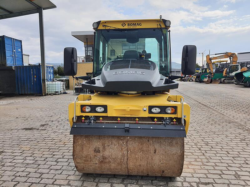 Tandemwalze Bomag BW 174 AP-4v